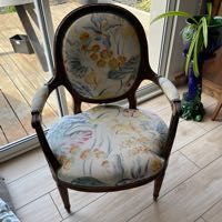 Deux fauteuils anciens LouisXVI 500 Coublevie (38)