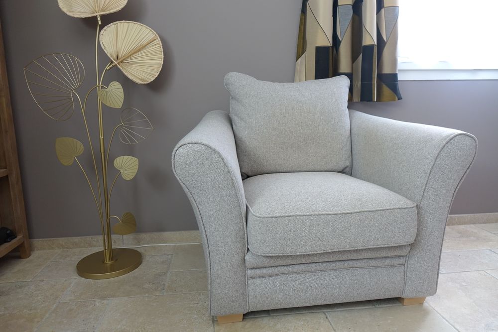 Deux fauteuils contemporains neufs 250 Ch�tenoy-le-Royal (71)