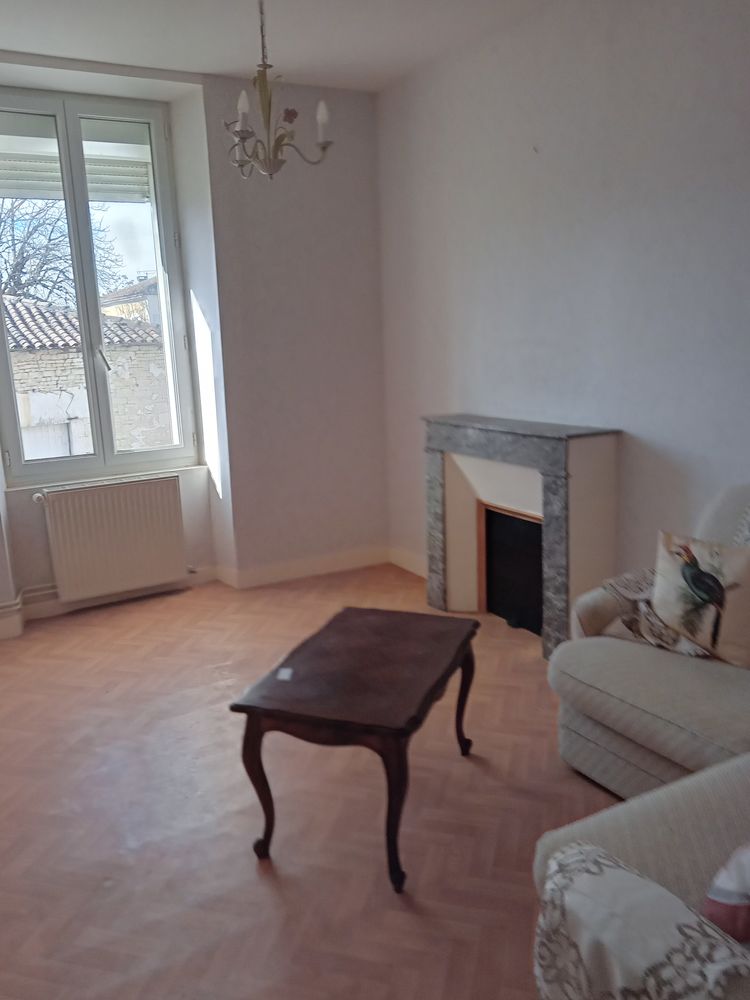 deux  fauteuils  et   une  petite  table 0 Balzac (16)