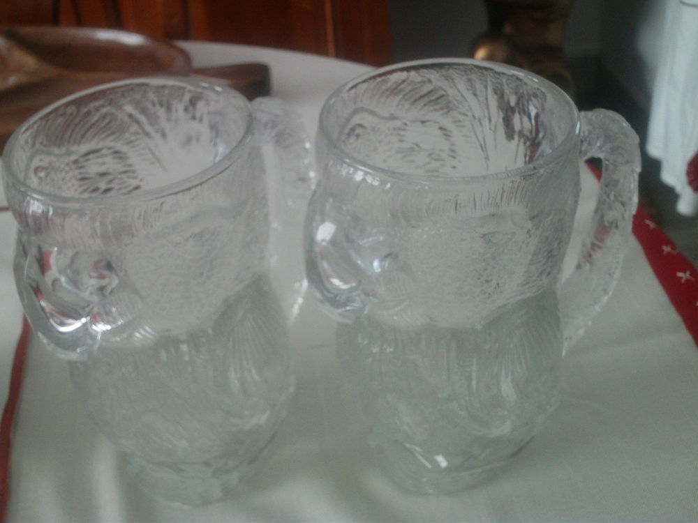 Deux grandes chopes vases Kakato�s anciennes N�1140 20 Beaune (21)