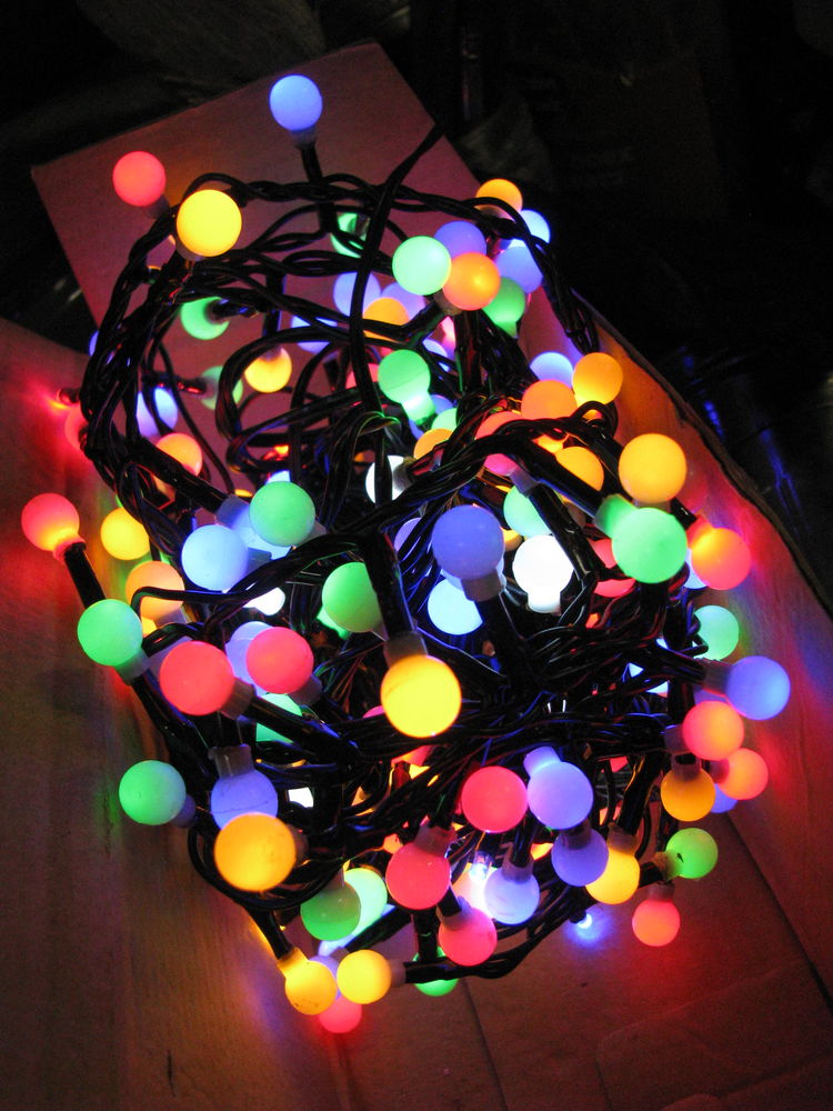 Deux guirlandes �lectriques 0 Veign� (37)