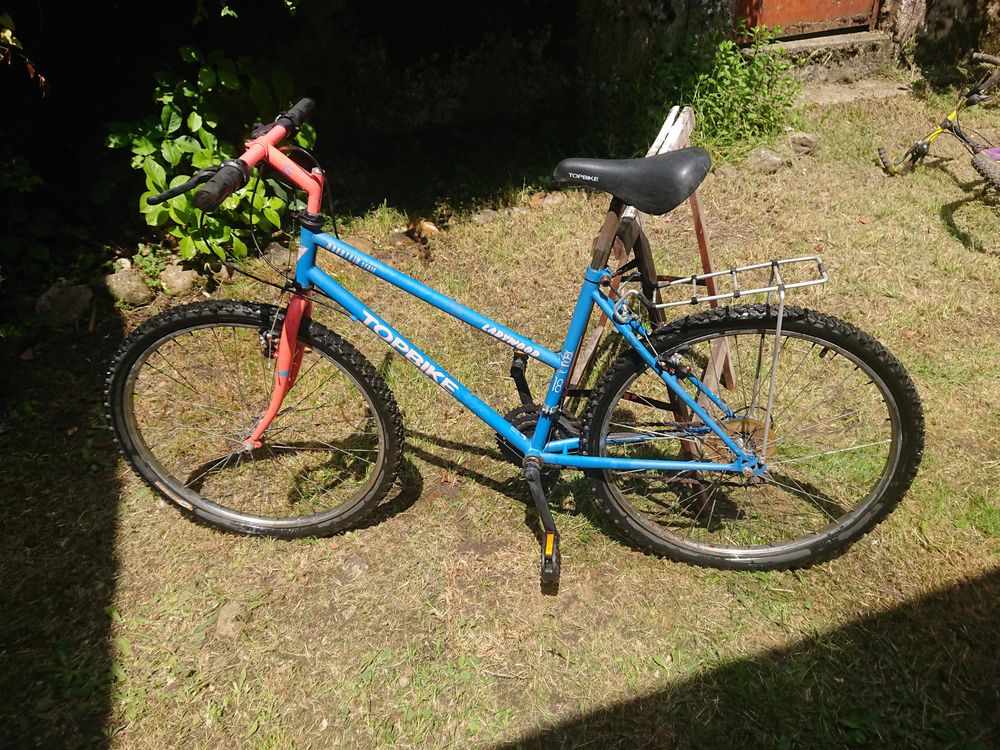 deux VTT, homme, femme 70 Voiron (38)