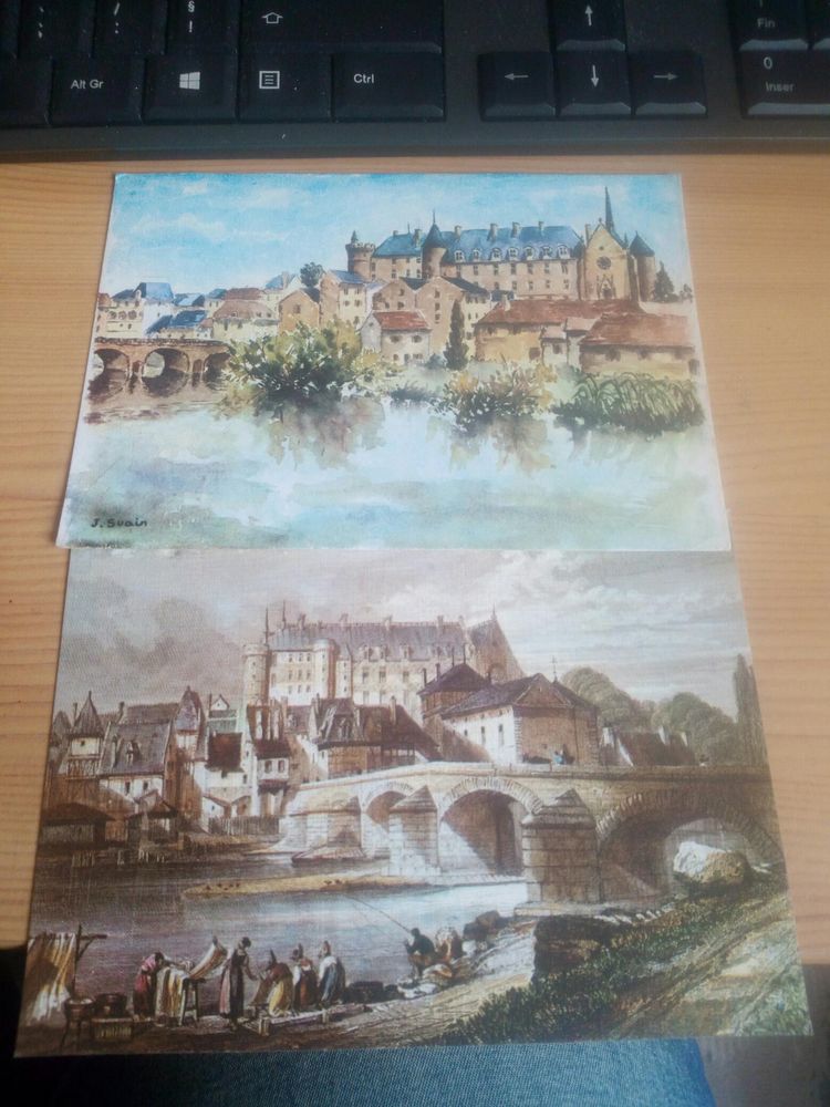 LOT DEUX JOLIES CARTES POSTALES DE LAPALISSE 10 Levainville (28)