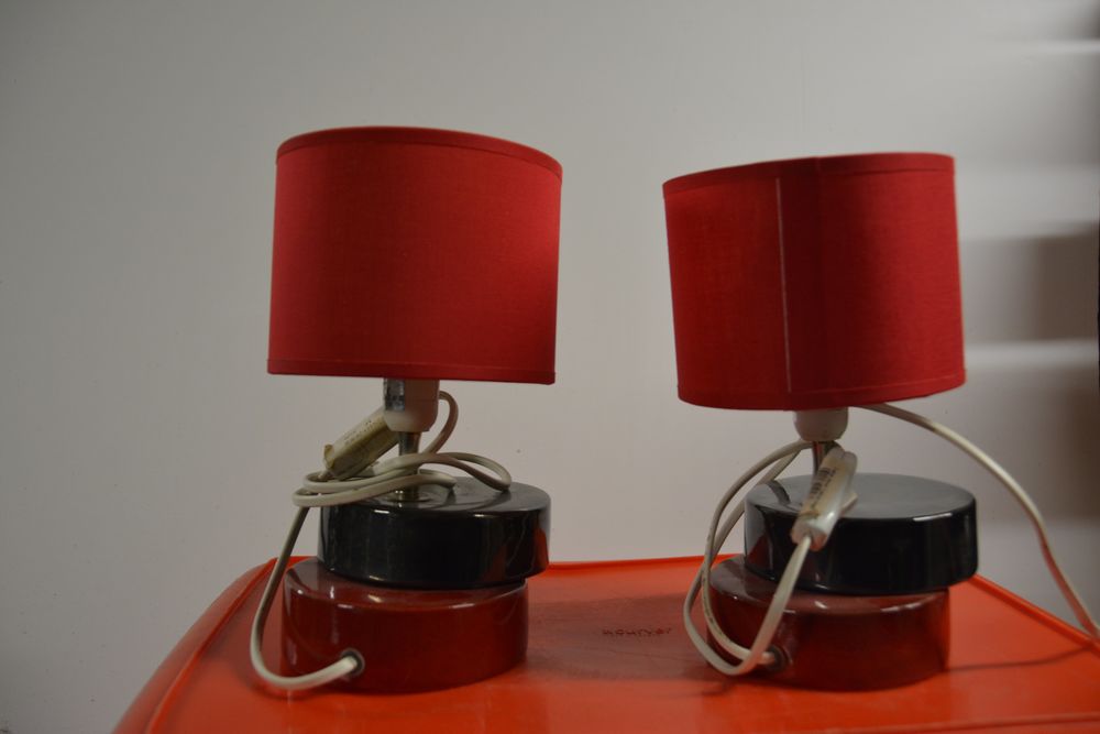Deux lampes vintage rouge 25 Sainte-Genevi�ve-des-Bois (91)