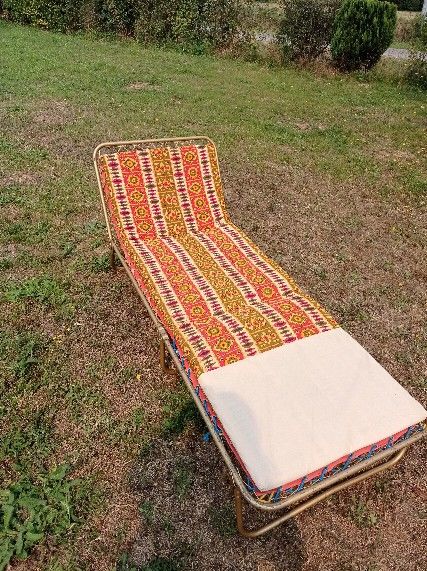 Deux lits de camp vintage 48 Ga�l (35)