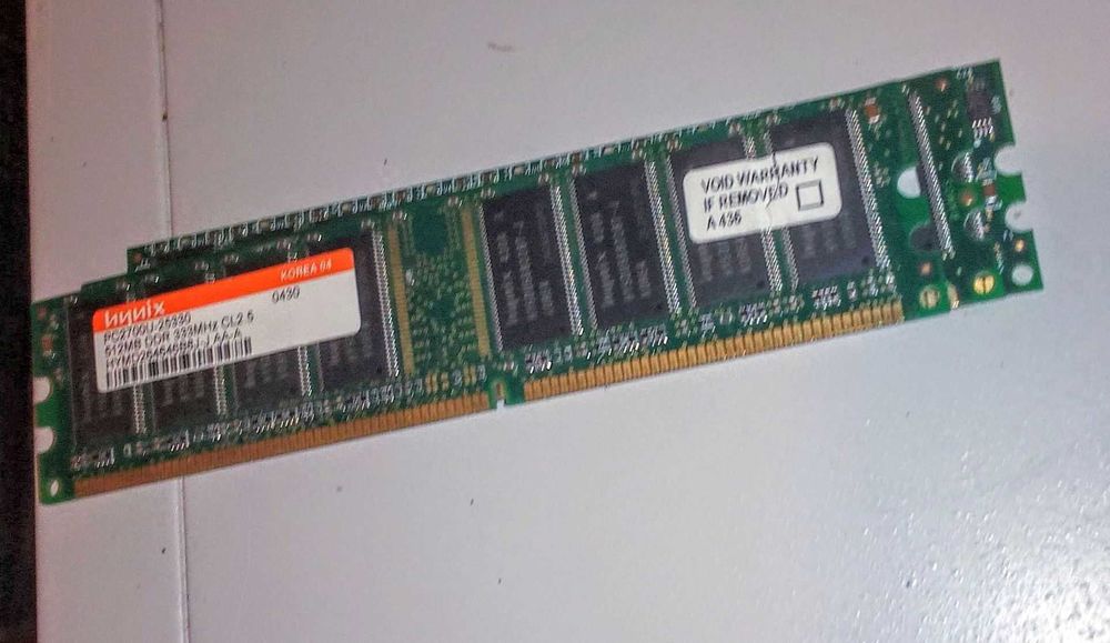 deux m�moire DDR 256mo pc2700. ou 3200 5 Lampertheim (67)