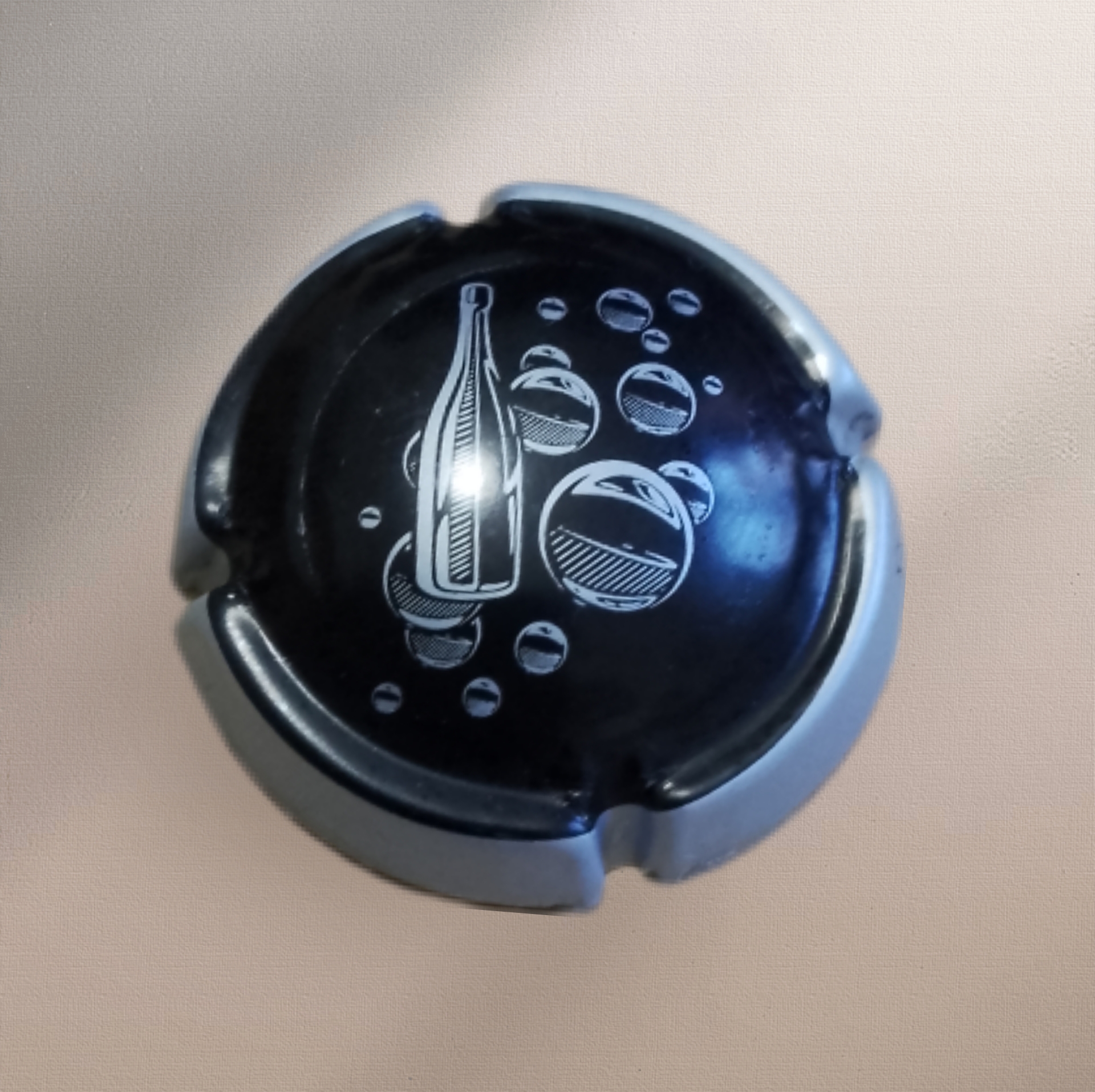 Deux muselet de champagne voir photos 1 Limoges (87)