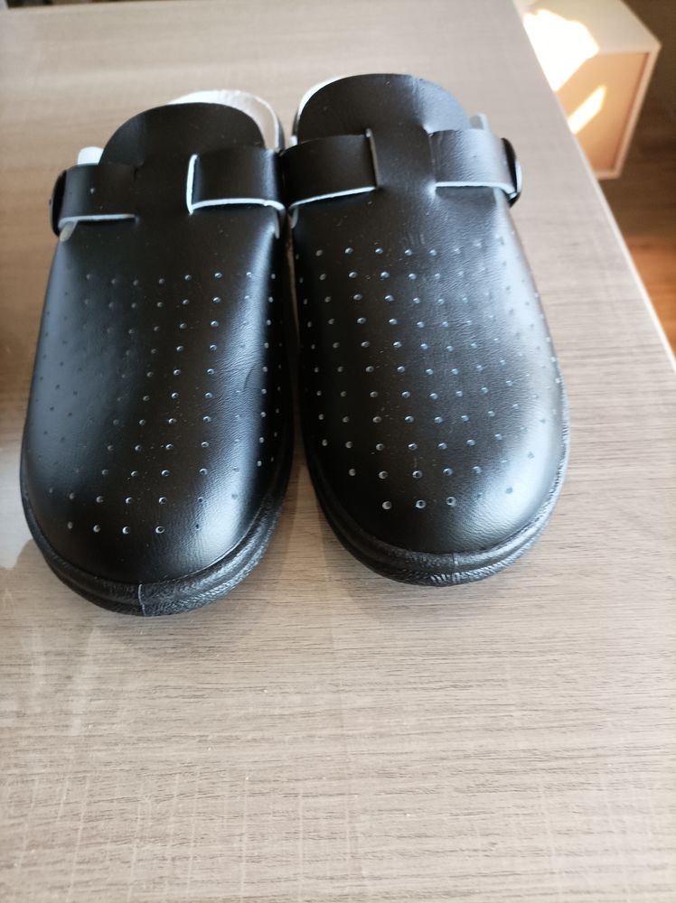 Deux Paires de Sabots confort femme ( neuf) 0 Avignon (84)