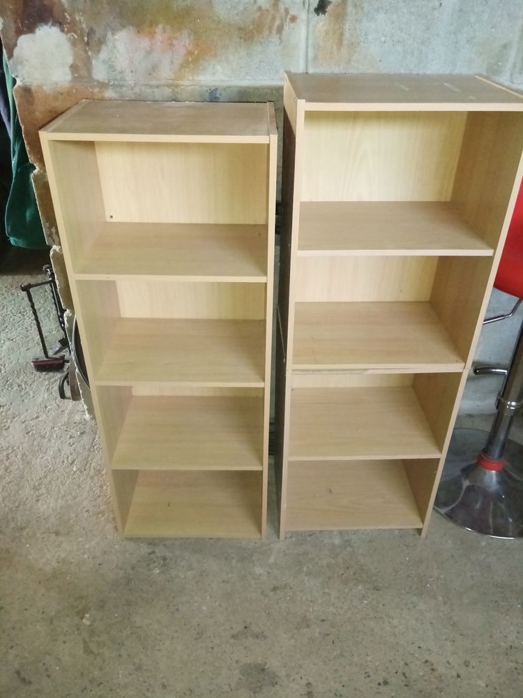 Deux petit meuble de rangement 20 Vesly (50)