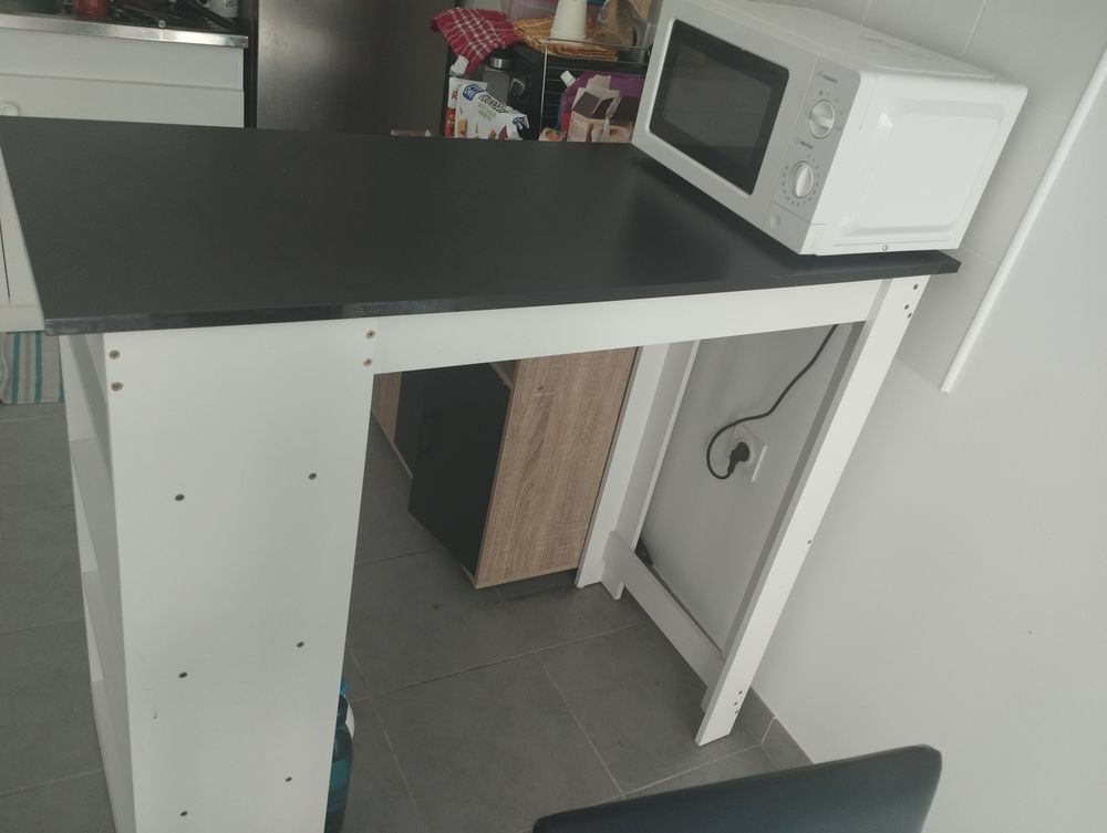  deux petits meubles de cuisine 40 Nice (06)