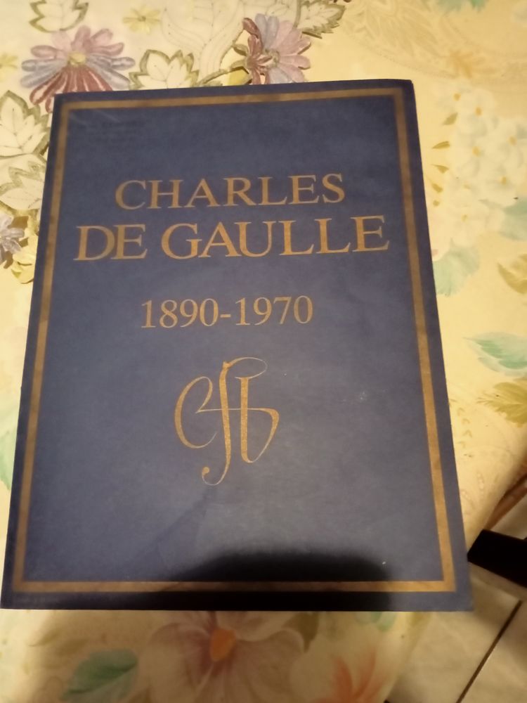 deux Photo du G�n�ral de Gaule +lettre d obs�ques 50 Montendre (17)