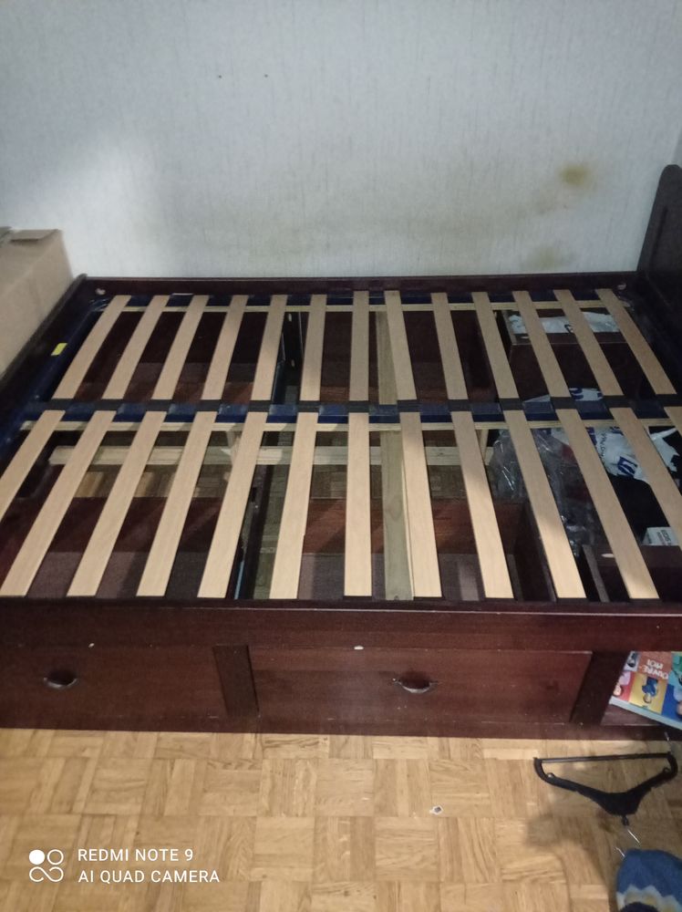 Lit deux places 140x190 80 Paris 20 (75)