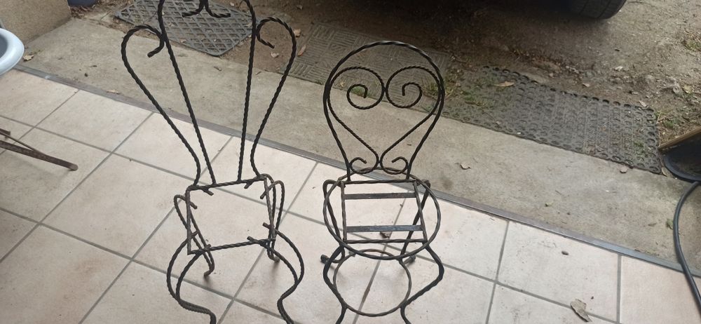 Lot de deux tabourets Pour d�co 20 Saint-Jean-Soleymieux (42)