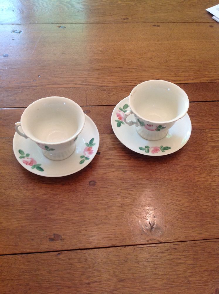 Deux tasses en porcelaine Louis Philippe XIX�me 30 Lisieux (14)
