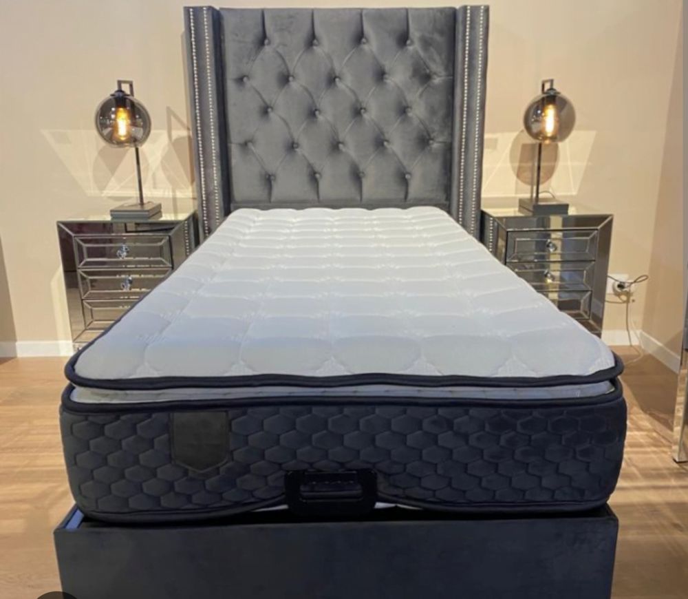 Deux lit turc avec coffre couleur gris 300 Luzarches (95)