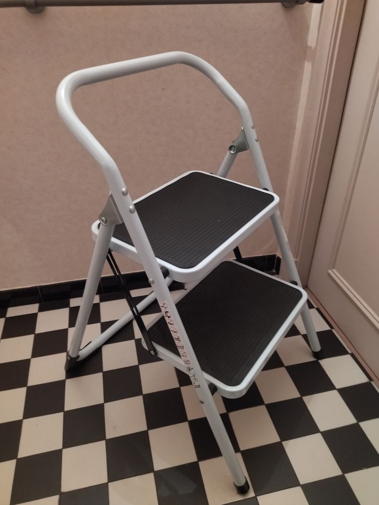 diable et escabeau 80 Aiguefonde (81)