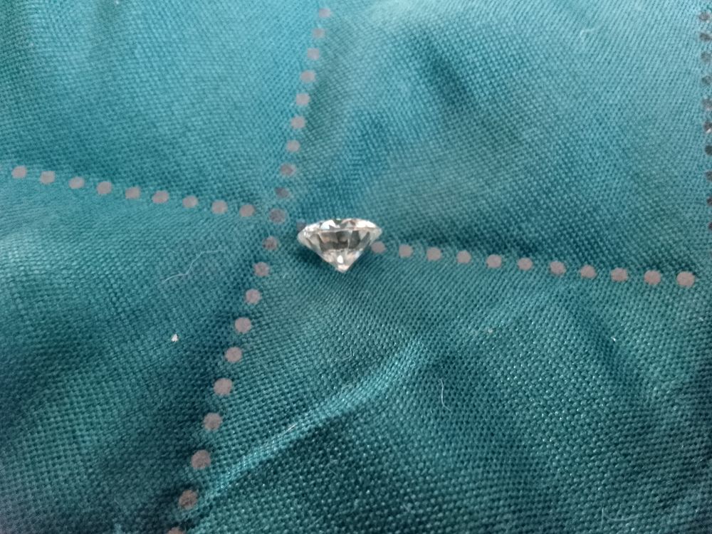 Diamant de laboratoire Charles & colvard moissanite, 1500 Paris 12 (75)