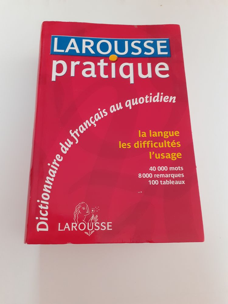 Dictionnaire Larousse du Français au quotidien  5 Les Abrets (38)