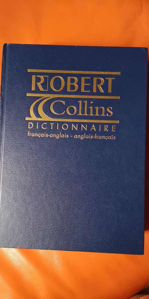 Dictionnaire Robert Collins-Fançais,Anglais-Anglais,Français 32 Izon (33)
