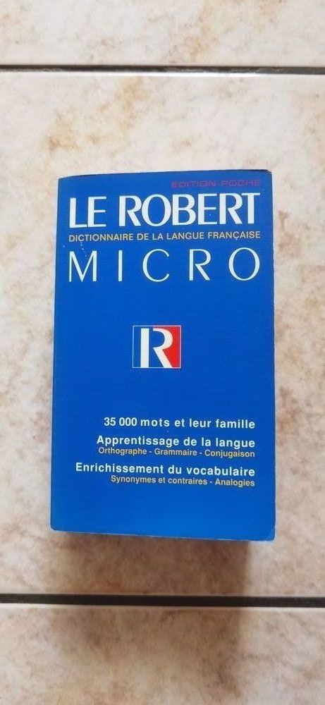 Dictionnaire le Robert 5 Dijon (21)