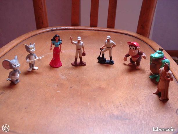 Diff�rentes figurines de wald disney eu dans kinder 0 M�rignies (59)