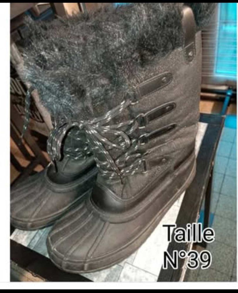 Diff�rentes Paires de Chaussures et diff�rentes tailles 10 Cluses (74)