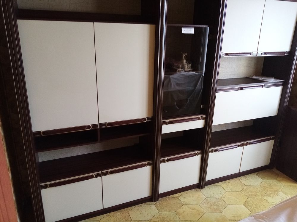 differents meubles suite a un deces 30 Chemill� (49)