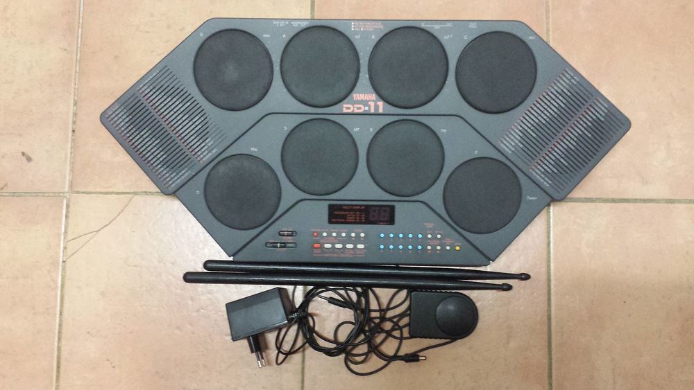 Digital percussion num�rique yamaha DD-11 60 Saint-L�ger-le-Petit (18)