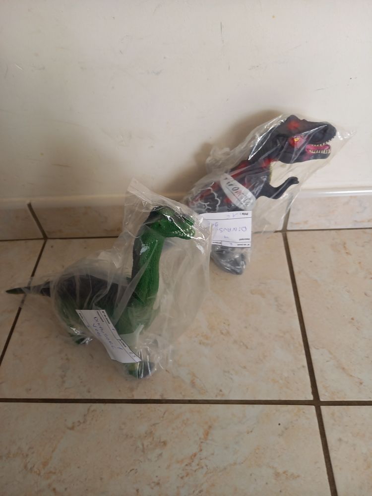 Lot de 2  de 2 dinausores 2 Mayenne (53)