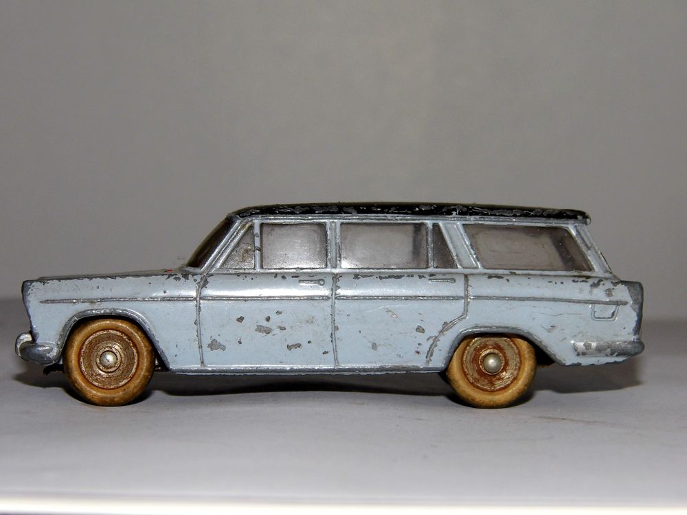Dinky toys FIAT 1800 MECCANO 548 voiture collection vintage jouet ancien 20 Dunkerque (59)