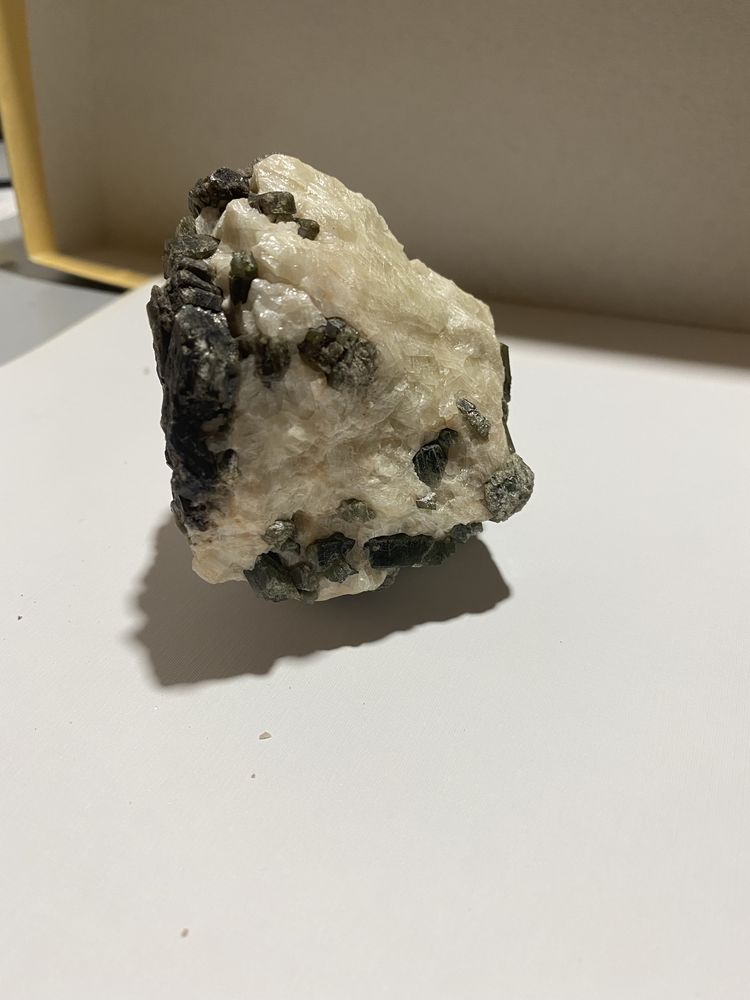 DIOPSIDE - MINERAUX DE COLLECTION 50 Saint-M�dard (16)