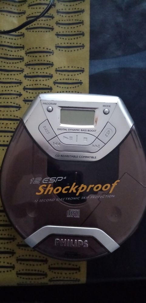 Discman Philips 30 Montgeron (91)