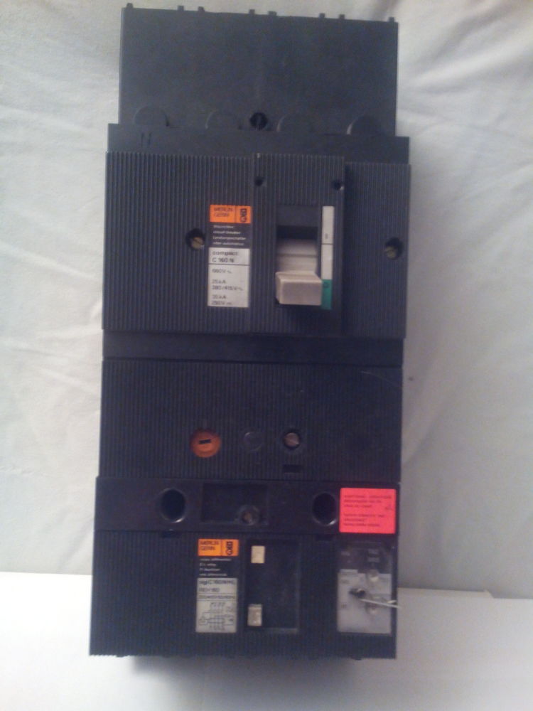 Disjoncteur C160N 4 poles 600V 25KA + VIGI 200 Massy (91)