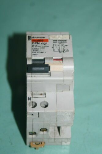 Disjoncteur DPN vigi - C10A - 30mA Merlin Gerin 20901
15 Serres-Castet (64)