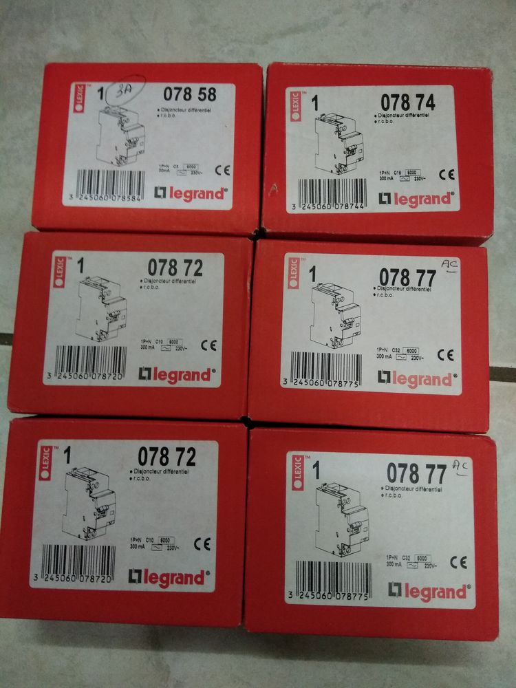 Disjoncteurs diff�rentiels Legrand 25 Clermont-Ferrand (63)