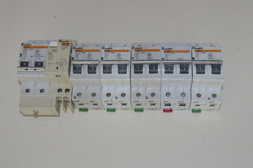 Disjoncteurs C32 4 Grenoble (38)