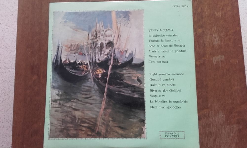 Disque 33 T VENEZIA T'AMO
(vinyle)
2 �tampes (91)