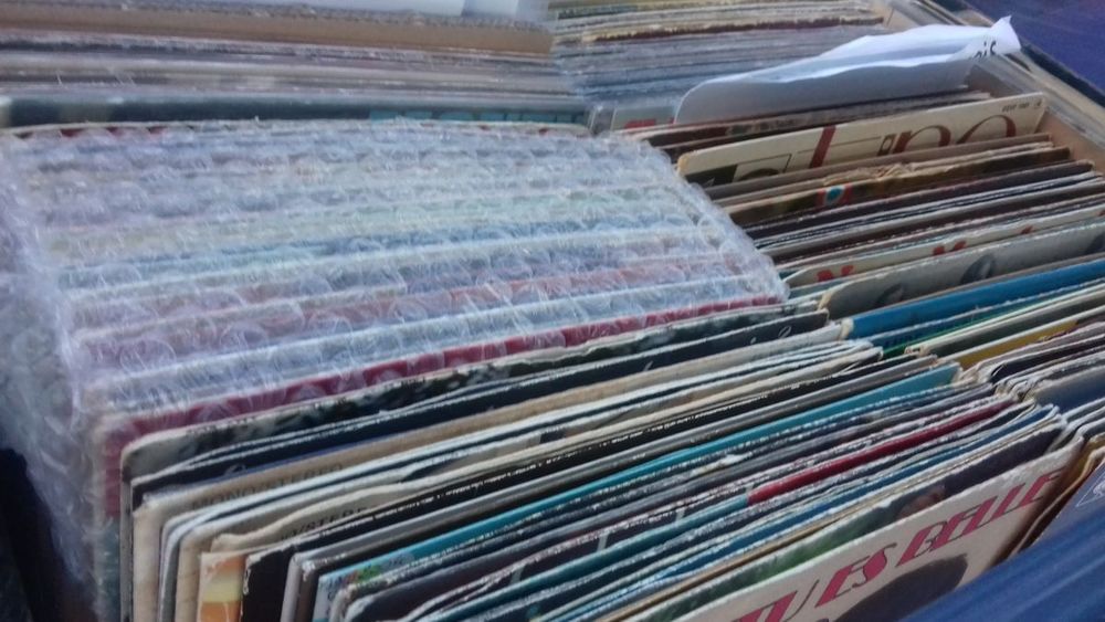800 disques 45 tours vinyle possible au d�tail 1000 Graulhet (81)