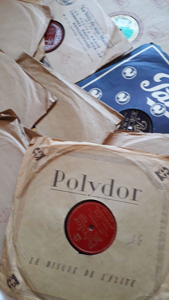 Disques 78 tours
0 Salon-de-Provence (13)