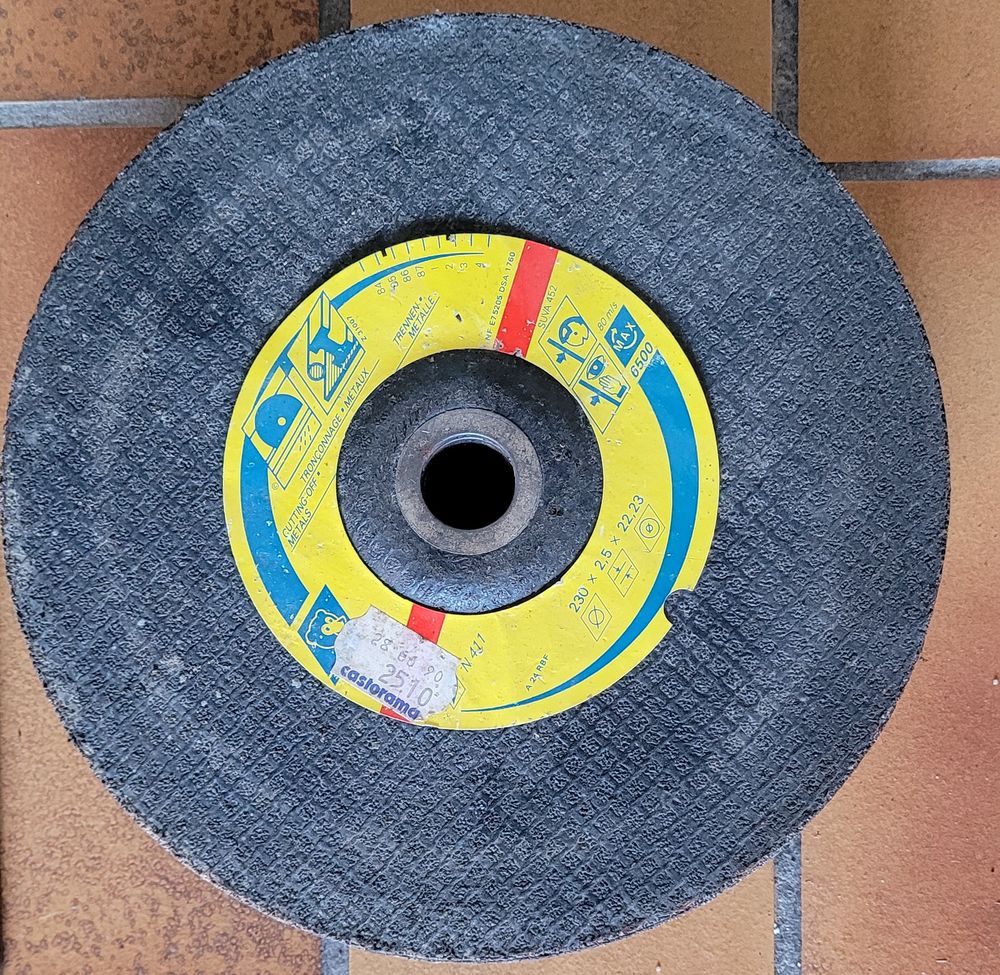 Lot de 13 disques � tron�onner 30 Arras (62)