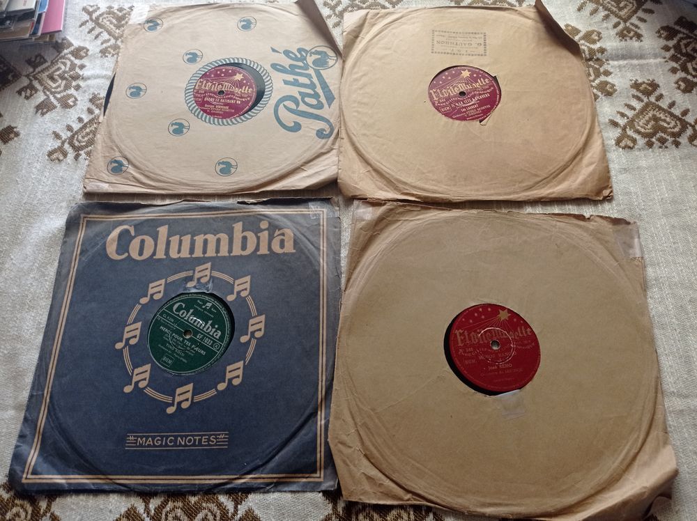DISQUES VINYL 78 TOURS  X  4 30 Palaiseau (91)
