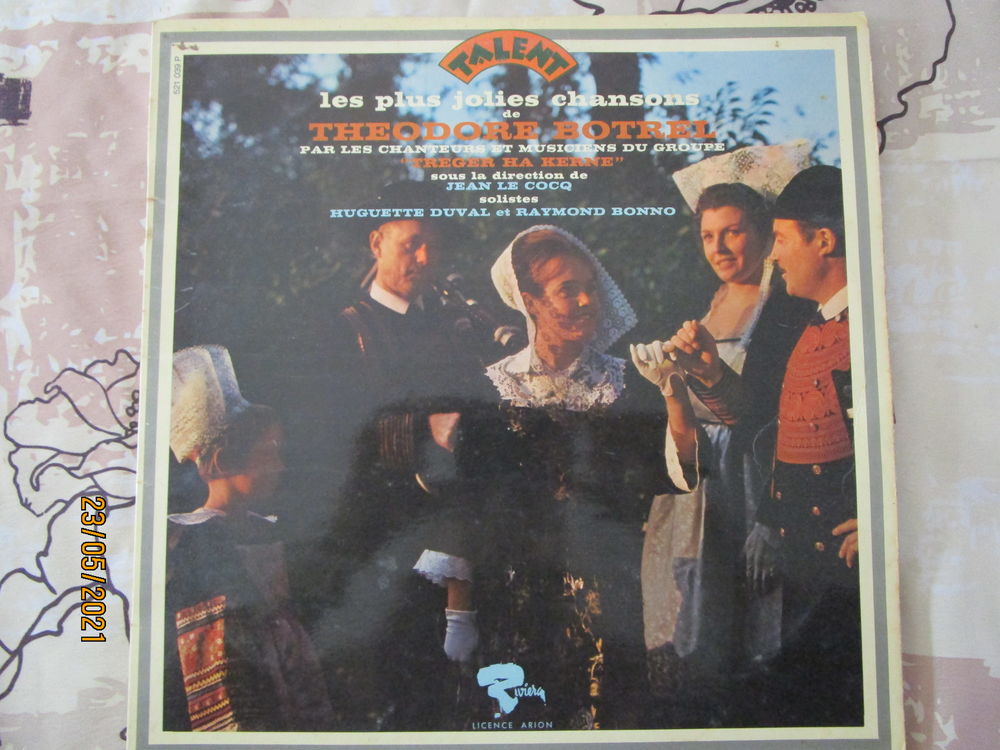 lot de disques vinyles des chants et danses de Bretagne 15 Chanteloup-en-Brie (77)
