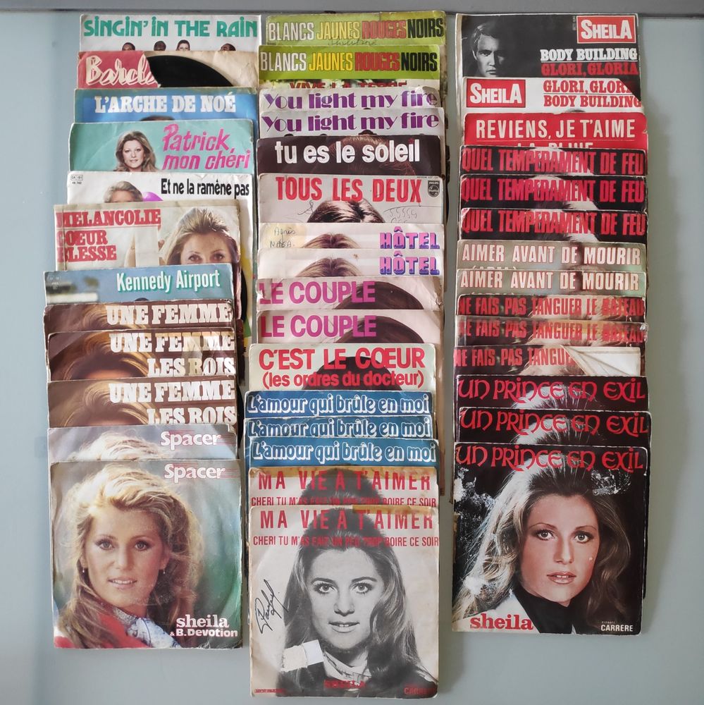 Lot de 42 disques vinyles 45 tours SHEILA 60 Grand-Champ (56)