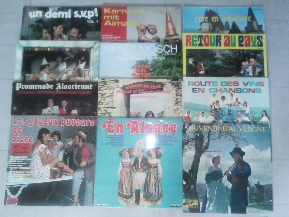 Lot 12 disques vinyles 33 tours f�te folklore carnaval faran 20 Toul (54)