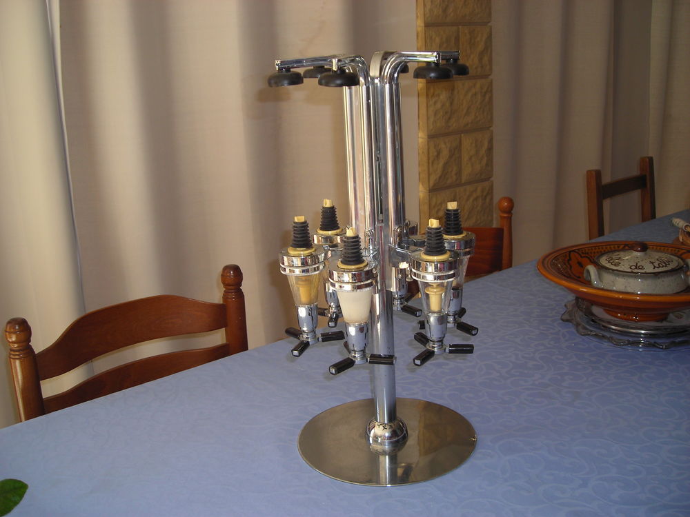 Distributeur � bouteilles 30 Bercloux (17)