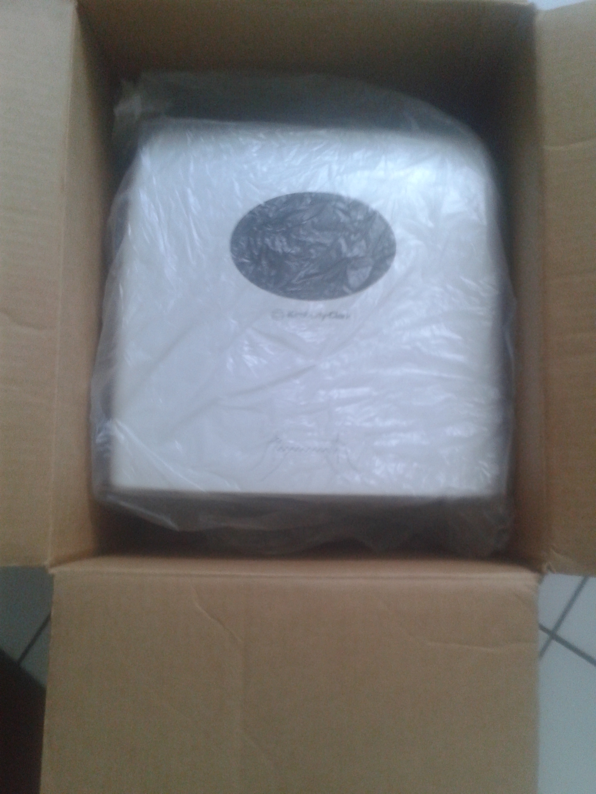 distributeur de papier  KLIMBERTY -CLARK 20 Montpellier (34)