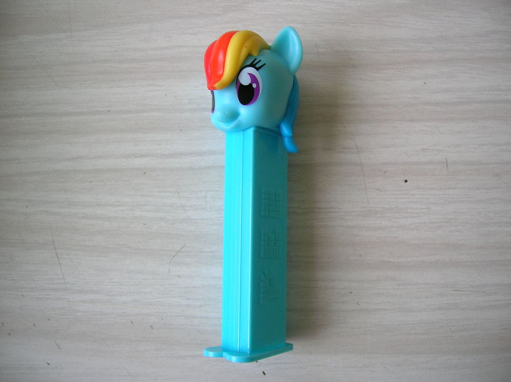 Distributeur PEZ Rainbow Dash 5 Nantes (44)