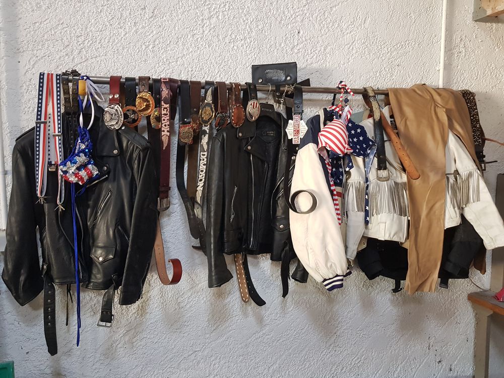 Divers accessoires et vêtements Harley Davidson US
1 Aurons (13)