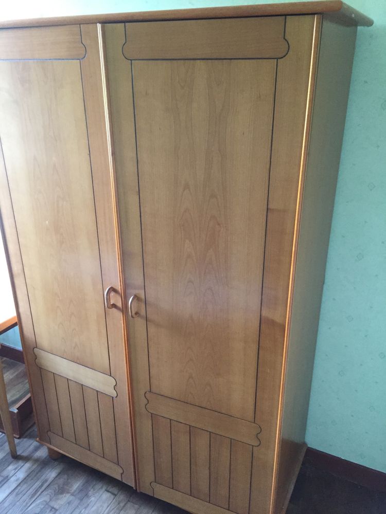 Divers armoire � retirer sur montfort sur meu LE MERCREDI 03 25 Montfort-sur-Meu (35)