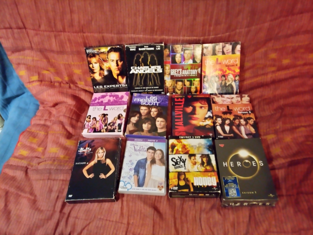 divers coffrets  dvds 5 Les Sables-d'Olonne (85)